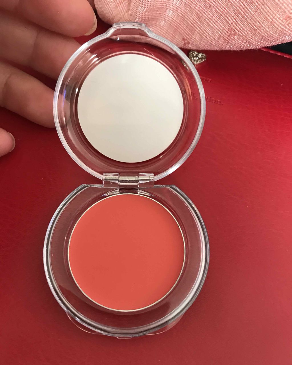 パーフェクトリップコンシーラー/COSCOS/クリームコンシーラーを使ったクチコミ(3枚目)