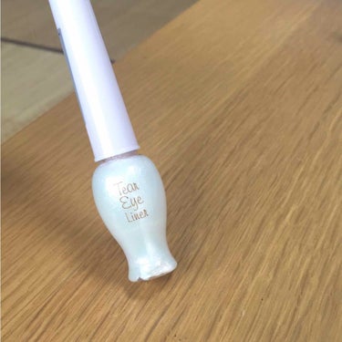 ETUDE HOUSE ティアーアイライナー PK001

涙袋用にと思って購入！品番がPKってなっているけど、白いです（笑）ラメがすごく綺麗！ 筆がめちゃくちゃ細いのでポイントアイライナーとしても使え