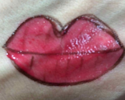 リップ フラッシュ/MAYBELLINE NEW YORK/口紅を使ったクチコミ(3枚目)