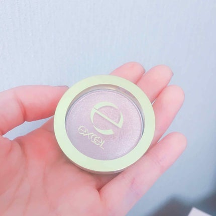 シャイニーシャドウ N/excel/単色アイシャドウを使ったクチコミ(1枚目)