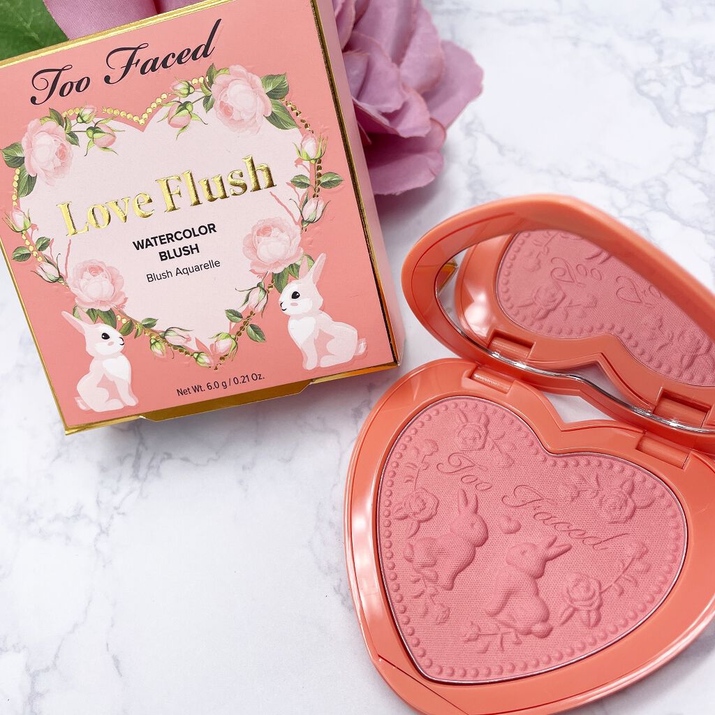 chiaki on LIPS 「TooFacedラブフラッシュウォーターカラーブラッシュラブユ..」(1枚目)