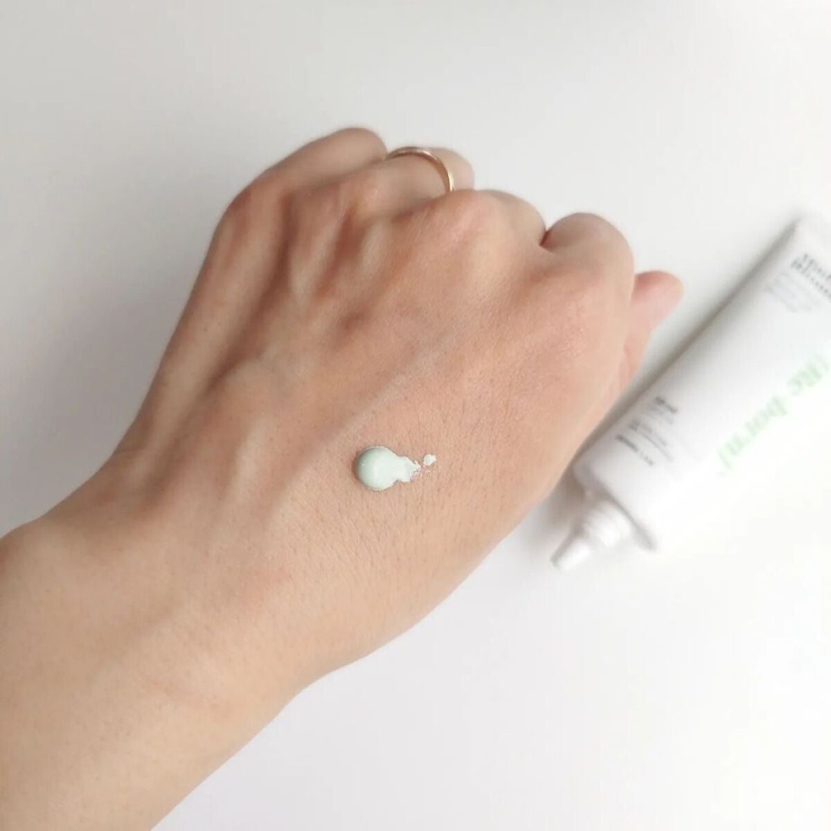 マデノルバイオームポアレストーンアッププライマー/SKINRx LAB/化粧下地を使ったクチコミ(3枚目)