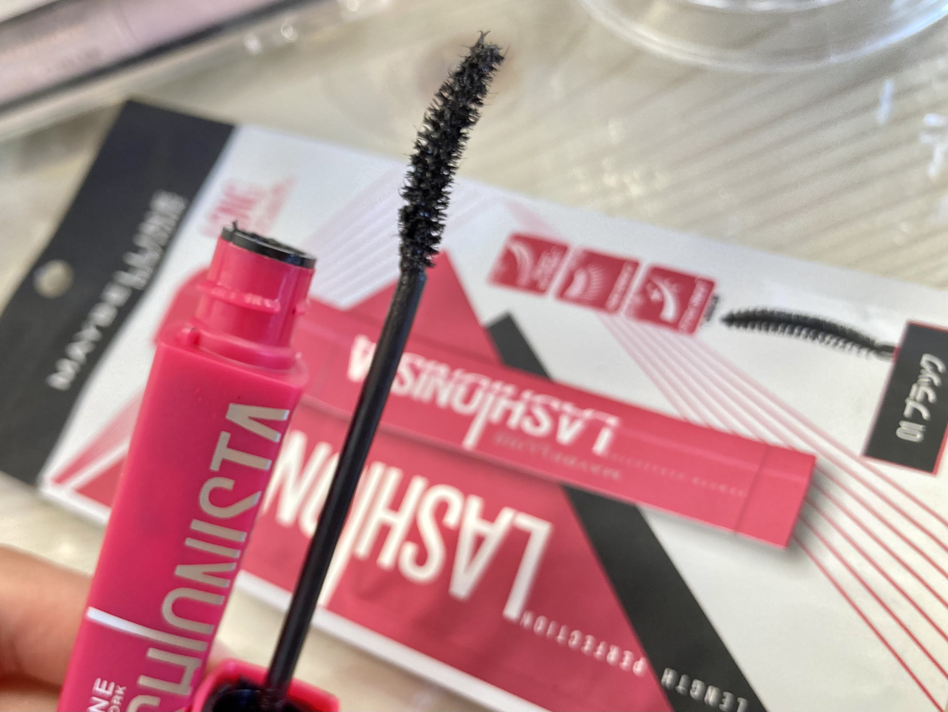 ラッシュニスタ N 01 ブラック/MAYBELLINE NEW YORK/マスカラを使ったクチコミ（2枚目）