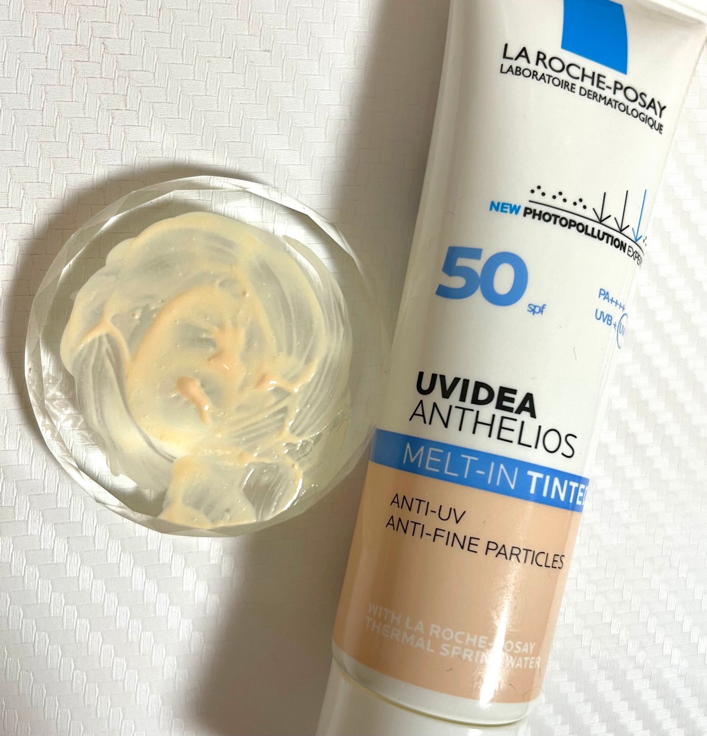 はる on LIPS 「ラロッシュポゼの下地になにかツブツブしたものが混じってるんです..」(2枚目)