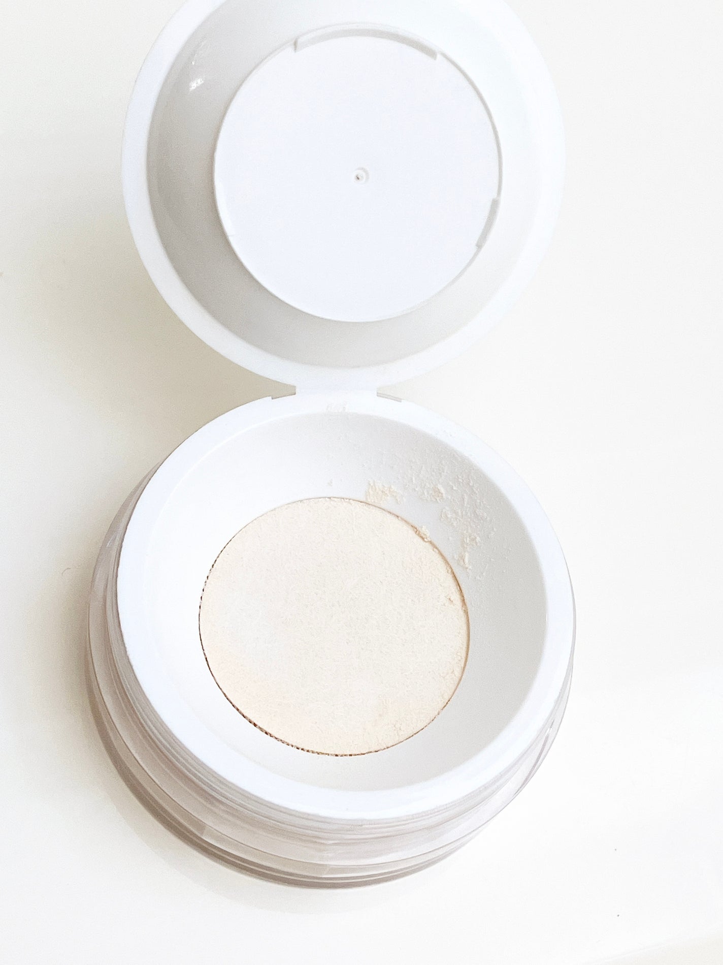 トランスルーセントセットフィニッシングパウダー/TFIT/ルースパウダーを使ったクチコミ(3枚目)