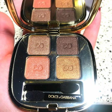 フェリンアイズ インテンスアイシャドウ クアッド/DOLCE&GABBANA BEAUTY/パウダーアイシャドウを使ったクチコミ（2枚目）