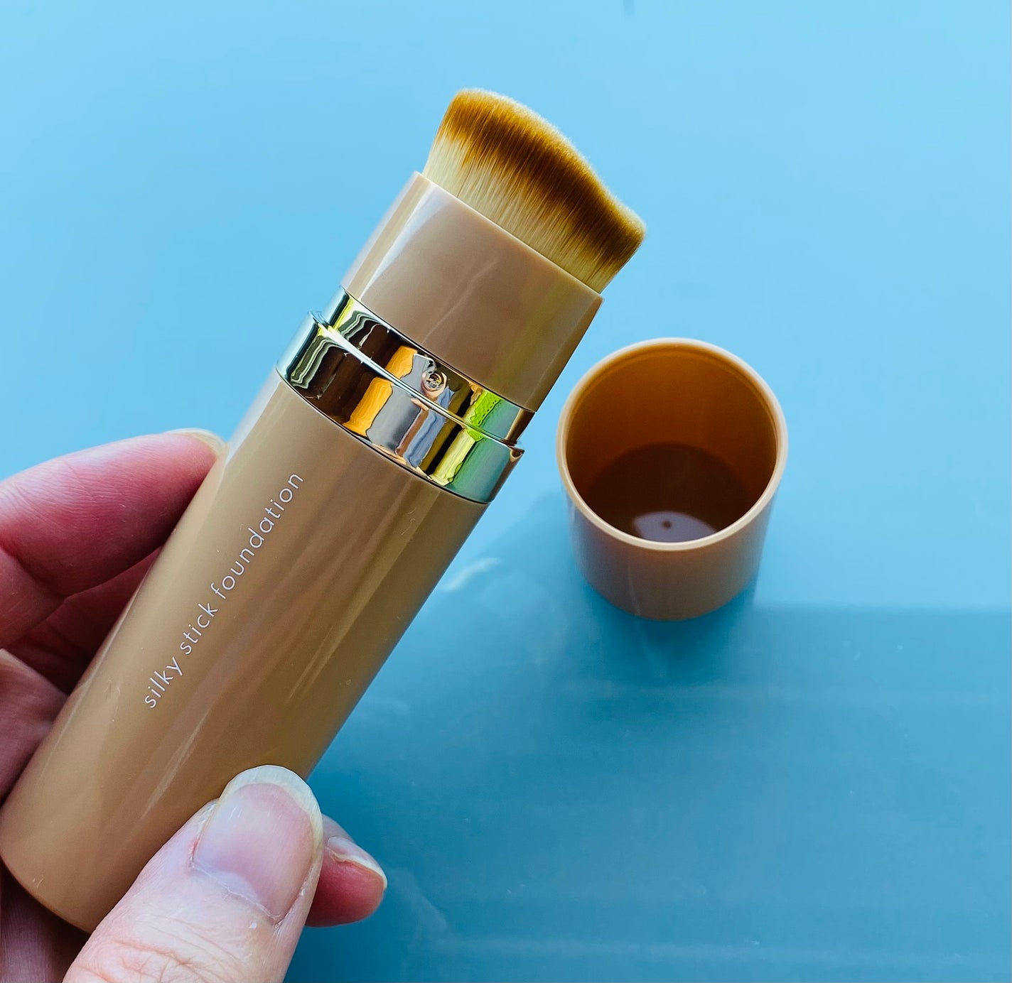 シルキースティックファンデーション/KAMIKA/その他ファンデーションを使ったクチコミ(4枚目)