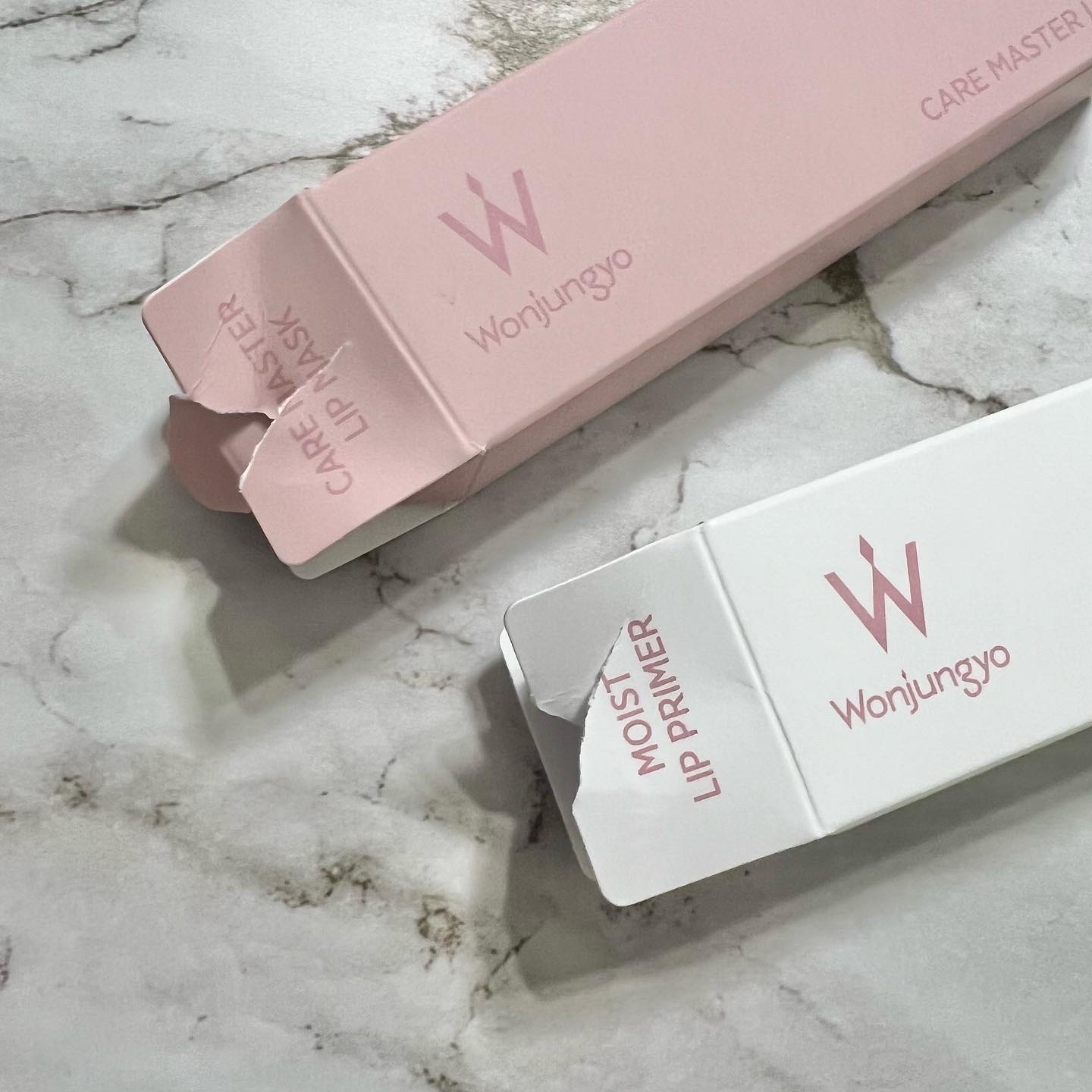 ウォンジョンヨ モイストリッププライマー　/Wonjungyo/リップオイルを使ったクチコミ（3枚目）