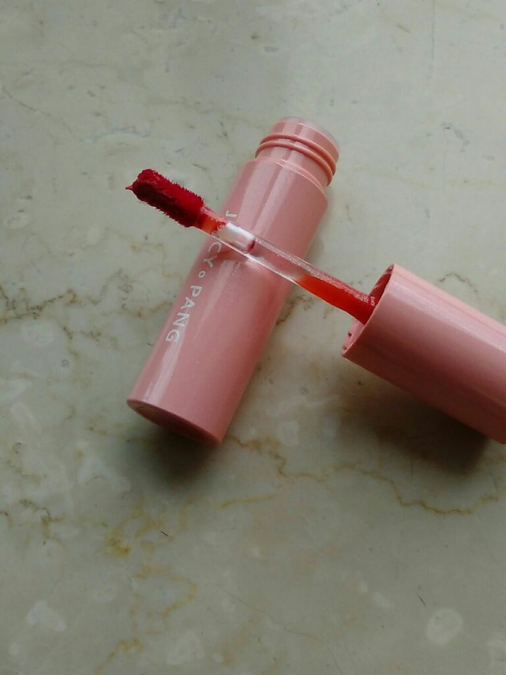 ルージュシグネチャー /ロレアル パリ/リップグロスを使ったクチコミ(3枚目)