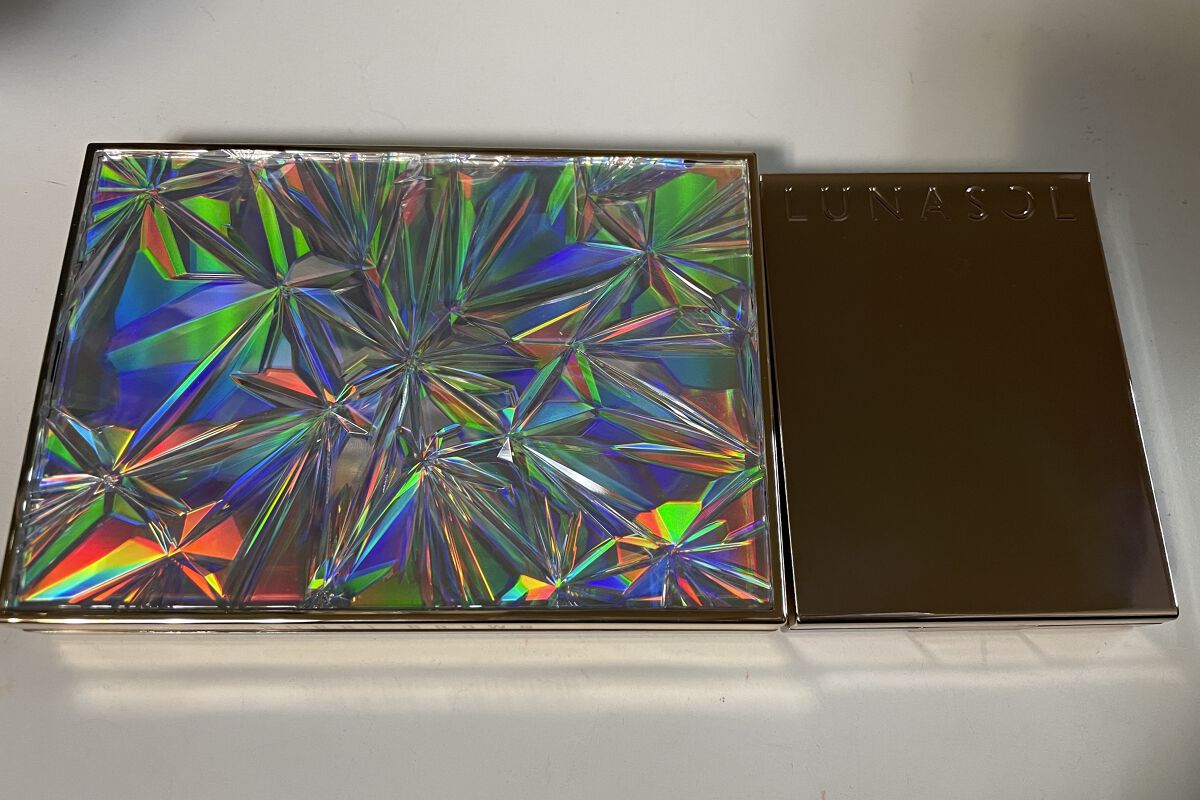 リュクス アイ & チーク パレット/BOBBI BROWN/アイシャドウパレットを使ったクチコミ（1枚目）