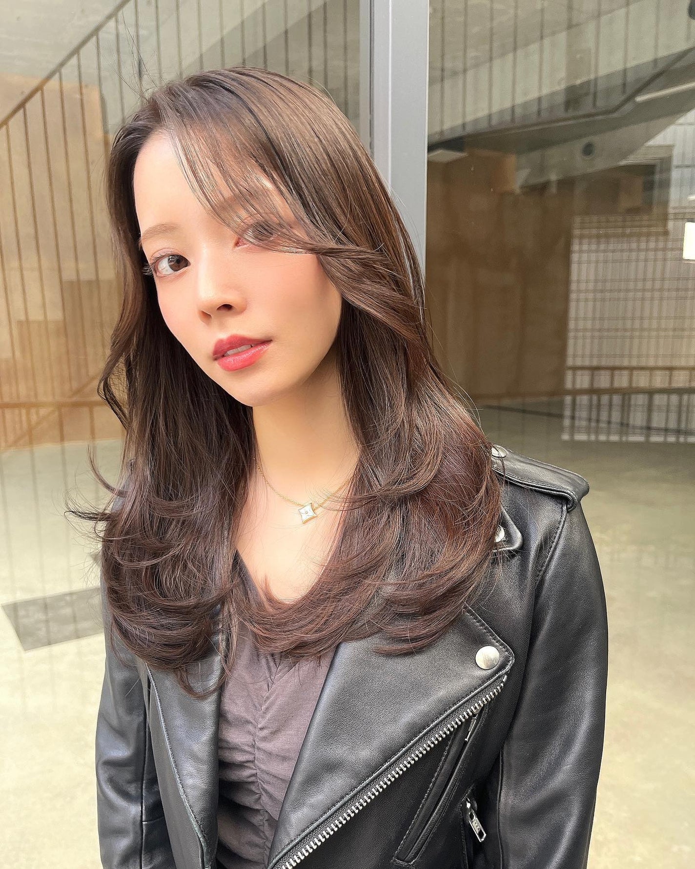 HARUNA on LIPS 「巻き方で変わる‼️色んな巻き方を楽しめます♪.🙋🏼♀️私の載..」(3枚目)