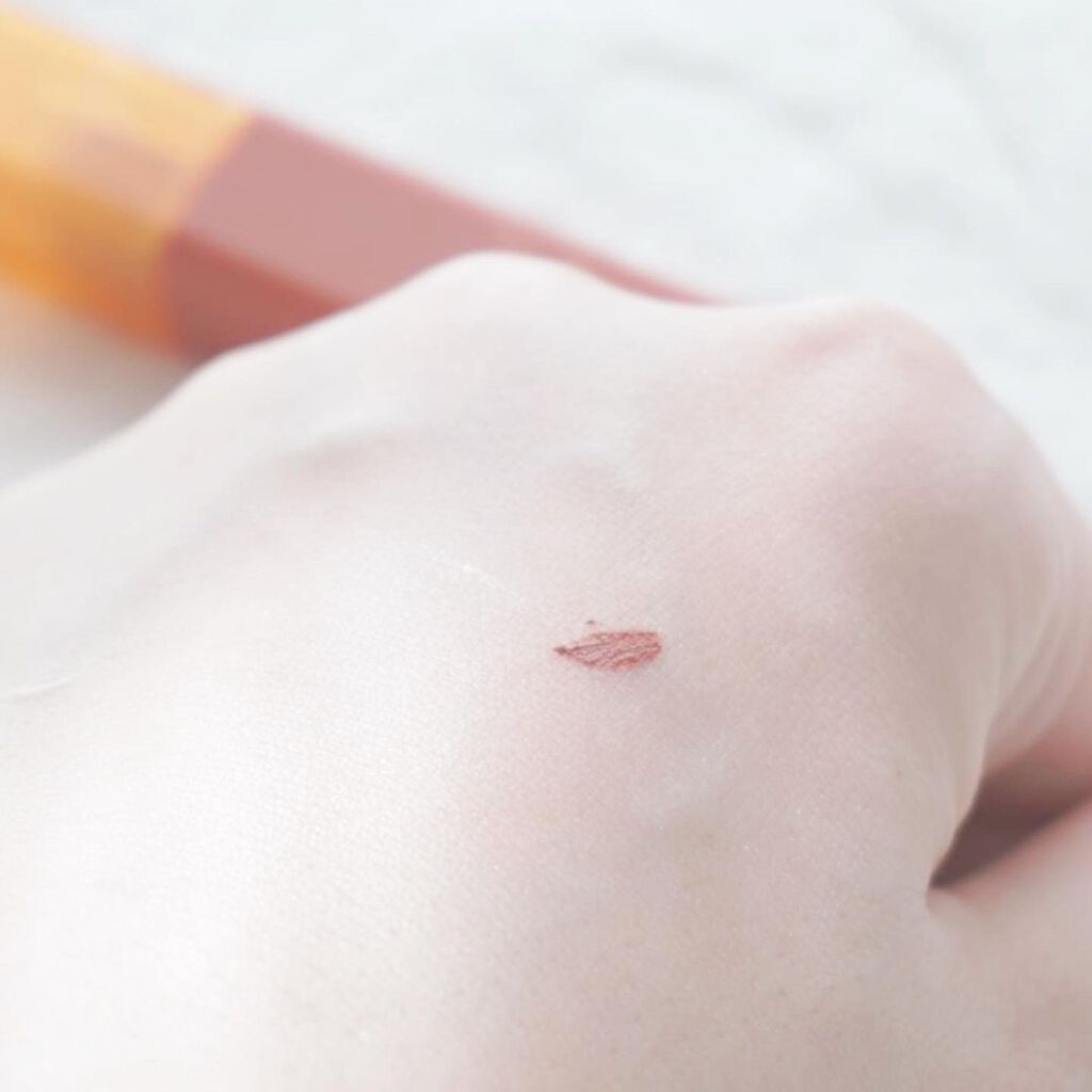 タッチマイリップ/4U2/口紅を使ったクチコミ（2枚目）