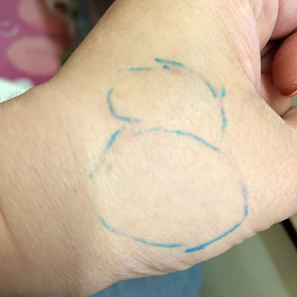 エッセンシャル スキン ヌーダー クッション/JUNG SAEM MOOL/クッションファンデーションを使ったクチコミ（3枚目）