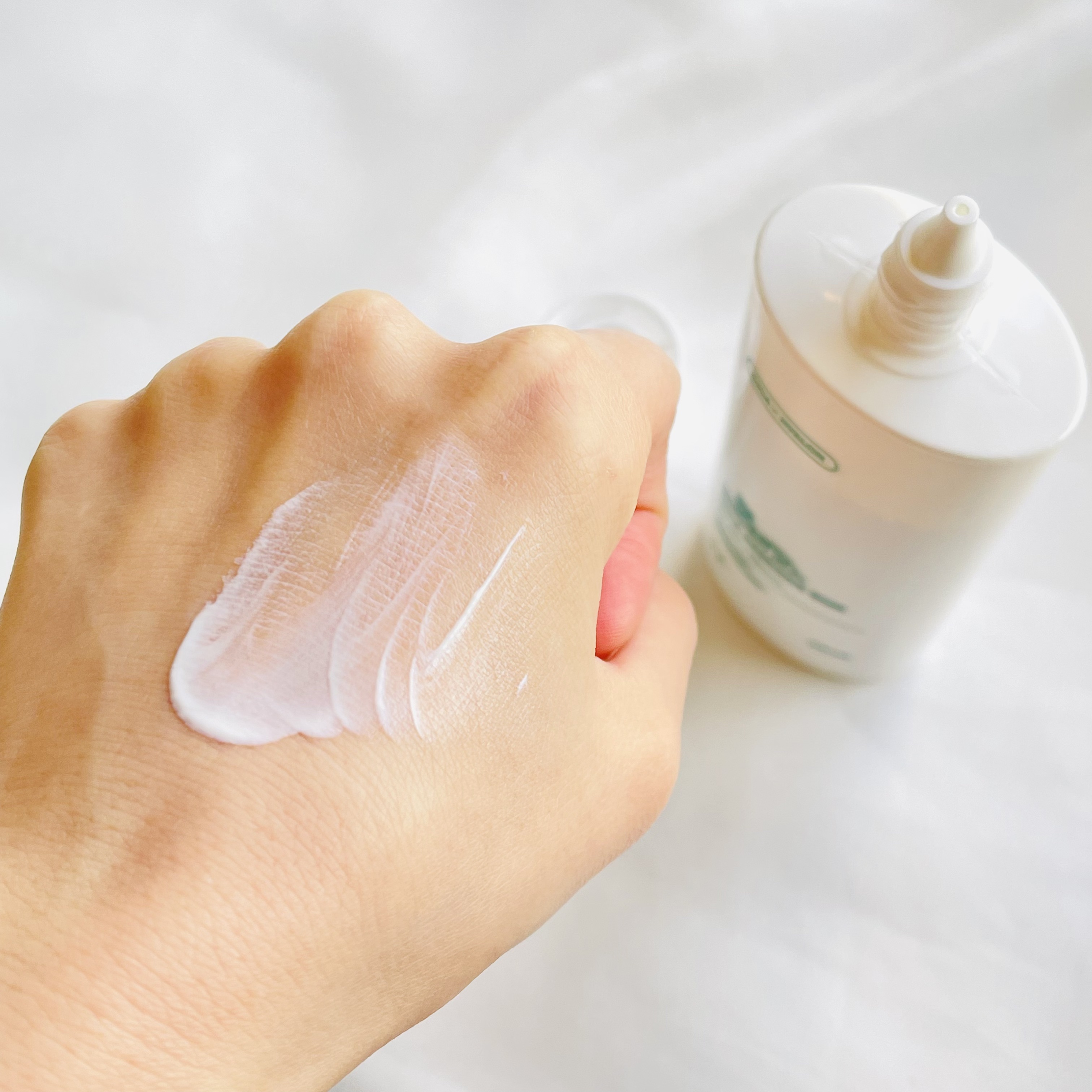 CICA エッセンスサン/VT/日焼け止めローションを使ったクチコミ（3枚目）