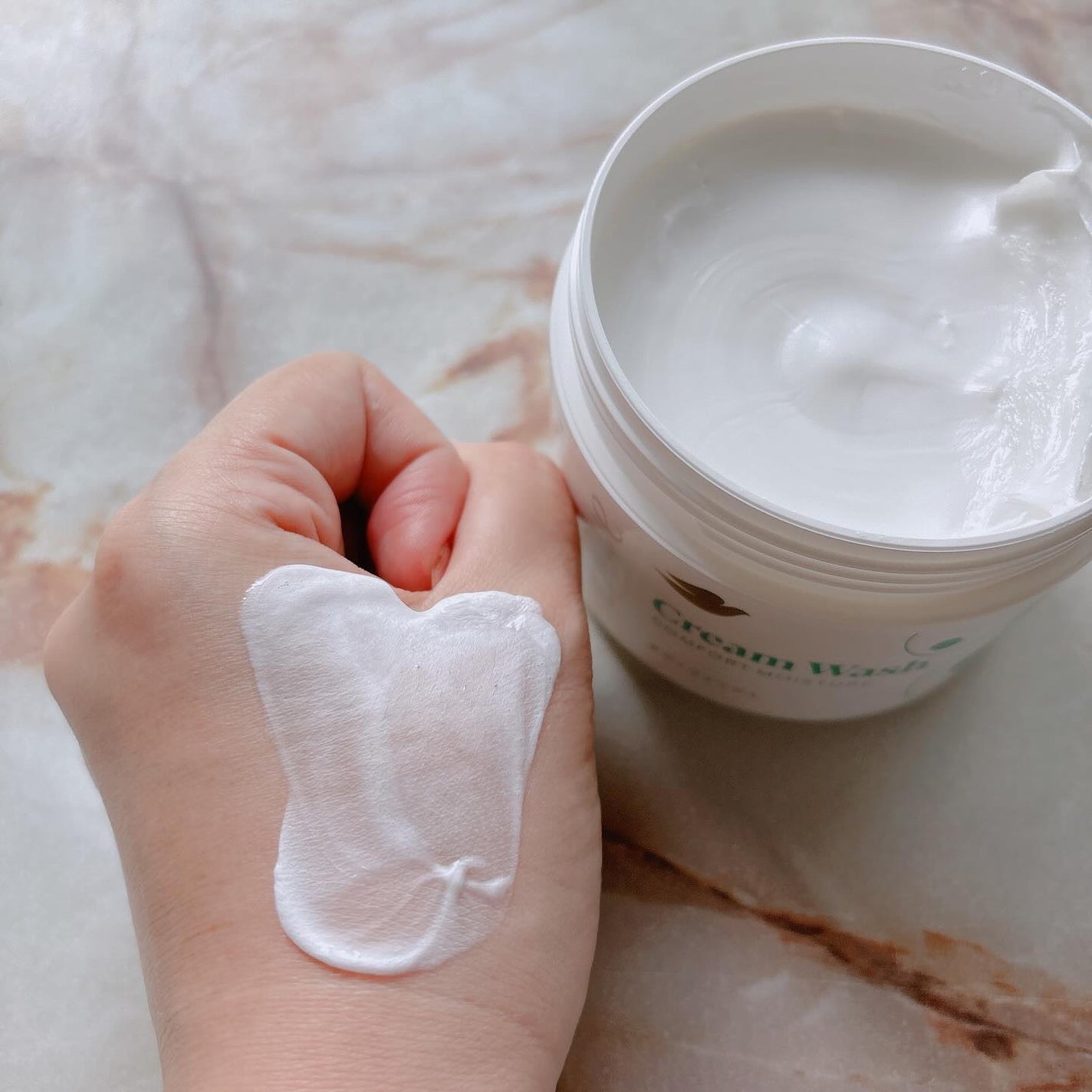 ダヴ クリームボディウォッシュ コンフォートモイスチャー/ダヴ/ボディソープを使ったクチコミ(3枚目)