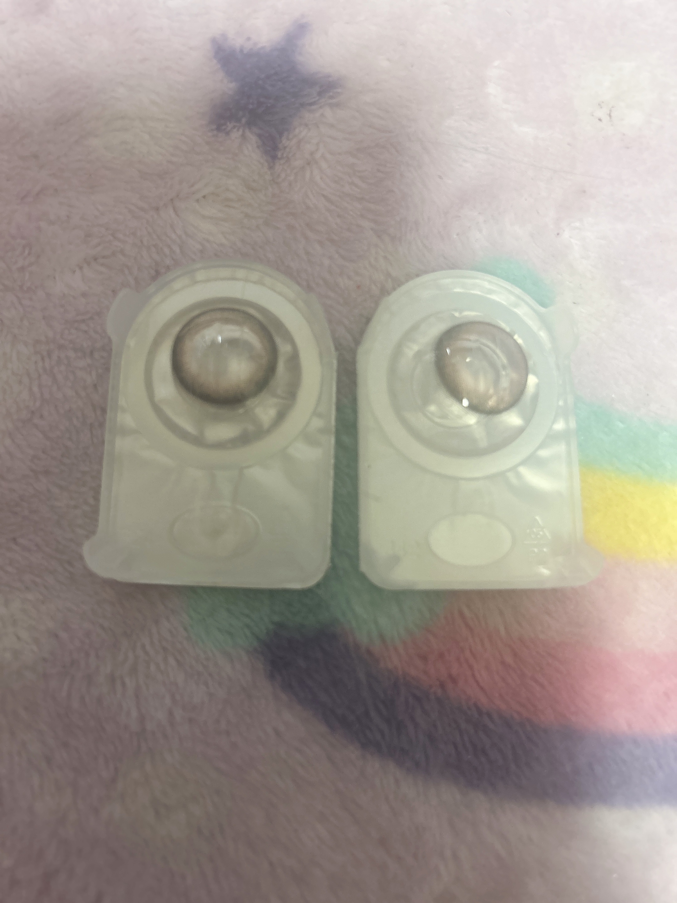 eye closet AQUA MOIST UV 1day ピンクグレープ/EYE CLOSET/ワンデー（１DAY）カラコンを使ったクチコミ（3枚目）