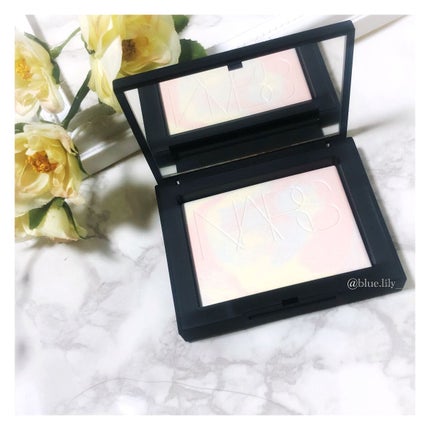 ライトリフレクティング プリズマティックパウダー/NARS/プレストパウダーを使ったクチコミ(4枚目)