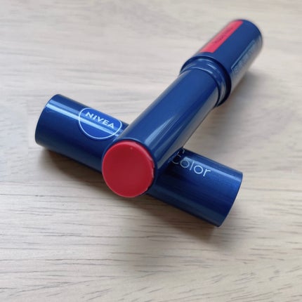 ニベア リッチケア&カラーリップ ルビーレッド/ニベア/リップクリームを使ったクチコミ(3枚目)