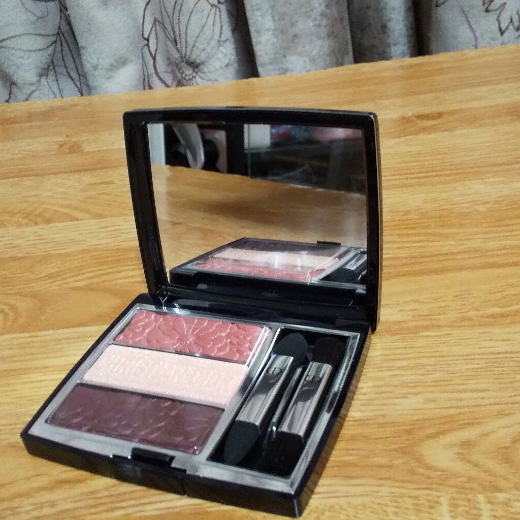 コスメと7MEN侍が大好き!! on LIPS 「Diorトリオブリックパレット663です。昨日パーソナルカラー..」(1枚目)