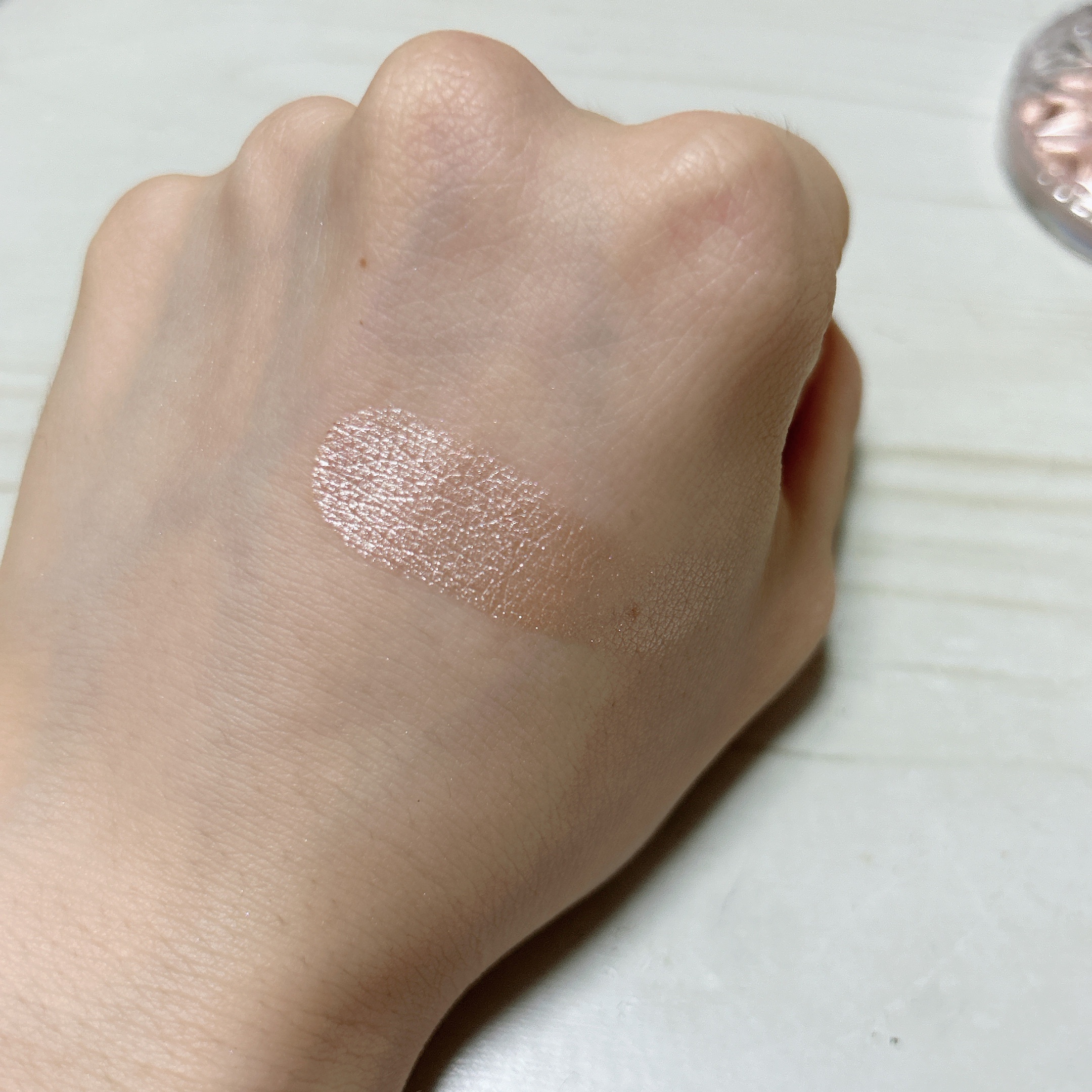 むにゅっとハイライター 03 ウォームルチル/キャンメイク/クリームハイライトを使ったクチコミ（3枚目）