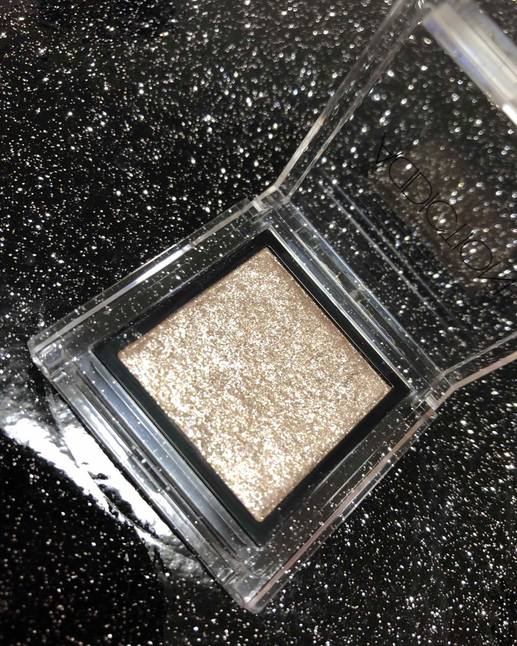 アディクション ザ アイシャドウ/ADDICTION/単色アイシャドウを使ったクチコミ（1枚目）