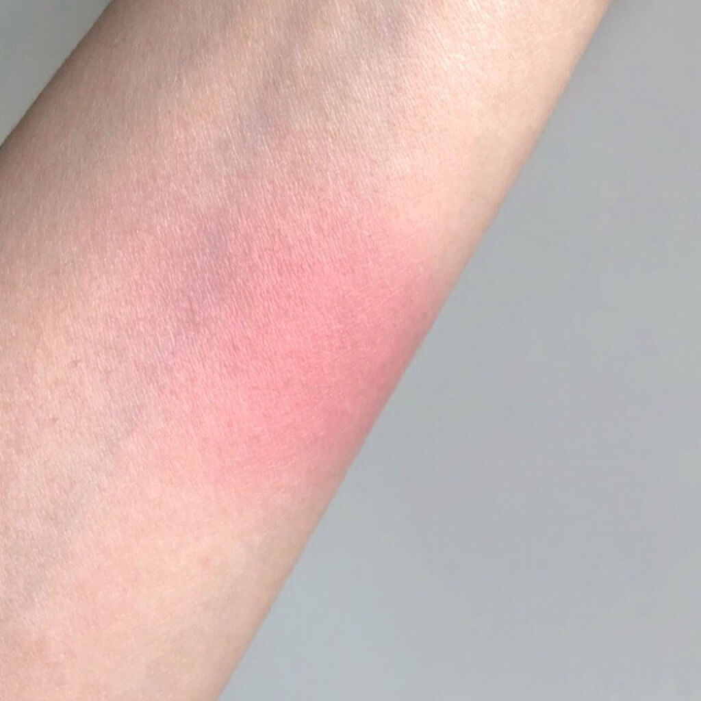 ジュ コントゥラスト 64 ピンク エクスプロージョン/CHANEL/パウダーチークを使ったクチコミ（3枚目）