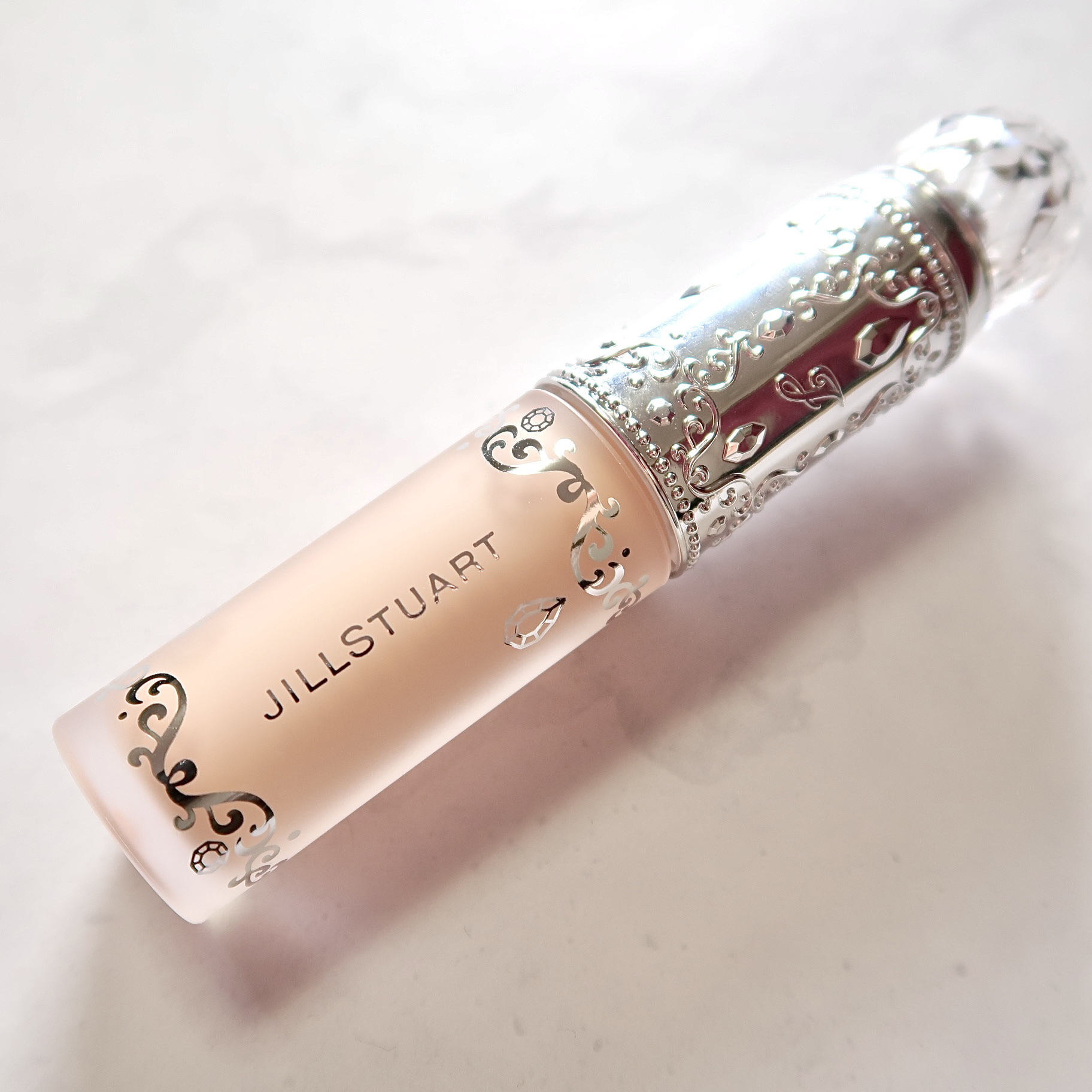 ダイヤモンドティップス コンシーラー＜カバータイプ＞ C02 nude beige/JILL STUART/リキッドコンシーラーを使ったクチコミ（2枚目）