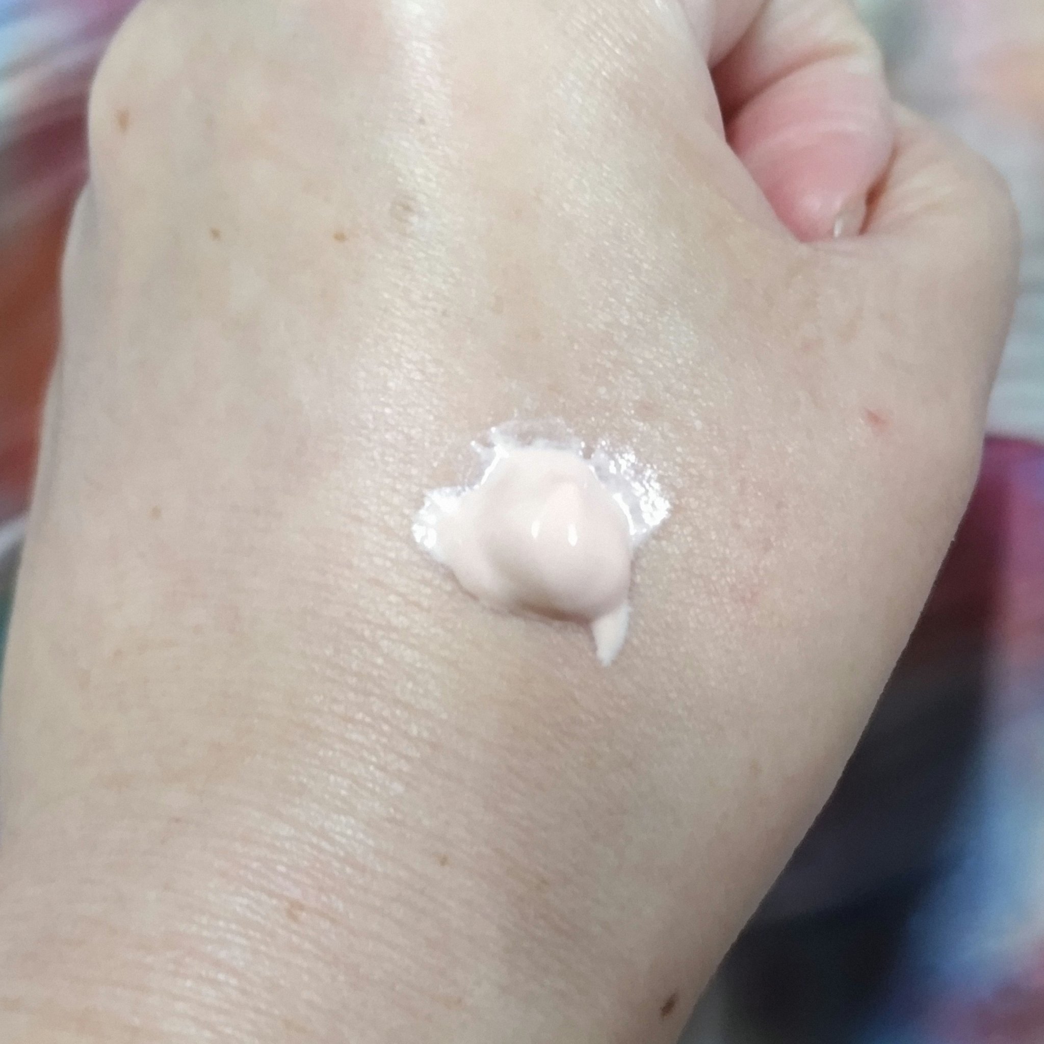 UVイデア XL プロテクショントーンアップ ローズ/ラ ロッシュ ポゼ/日焼け止めクリームを使ったクチコミ（3枚目）