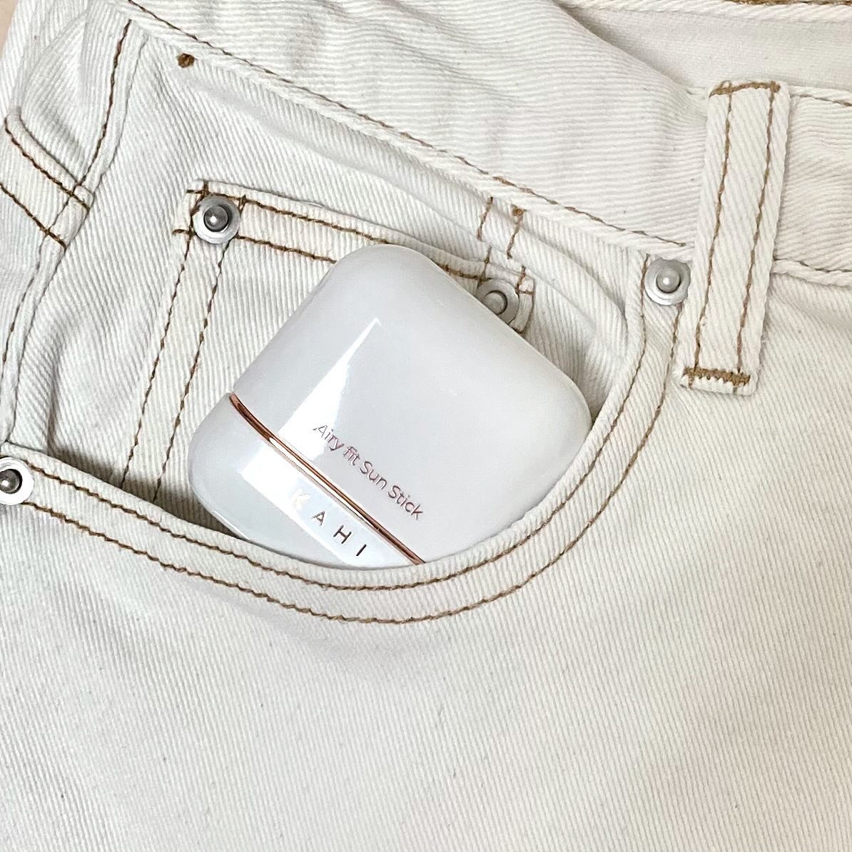 エアリーフィットサンスティック/KAHI/日焼け止めスティックを使ったクチコミ（2枚目）