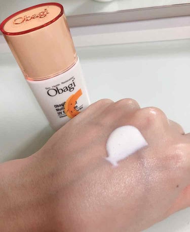 •オバジC 
マルチプロテクト UV乳液

夏始めによく使ってた下地
SPF50 PA ++++

よく振ってから使用するもので
乳液兼下地兼日焼け止めってことで
大好きな時短化粧品！笑

白いけど伸ば