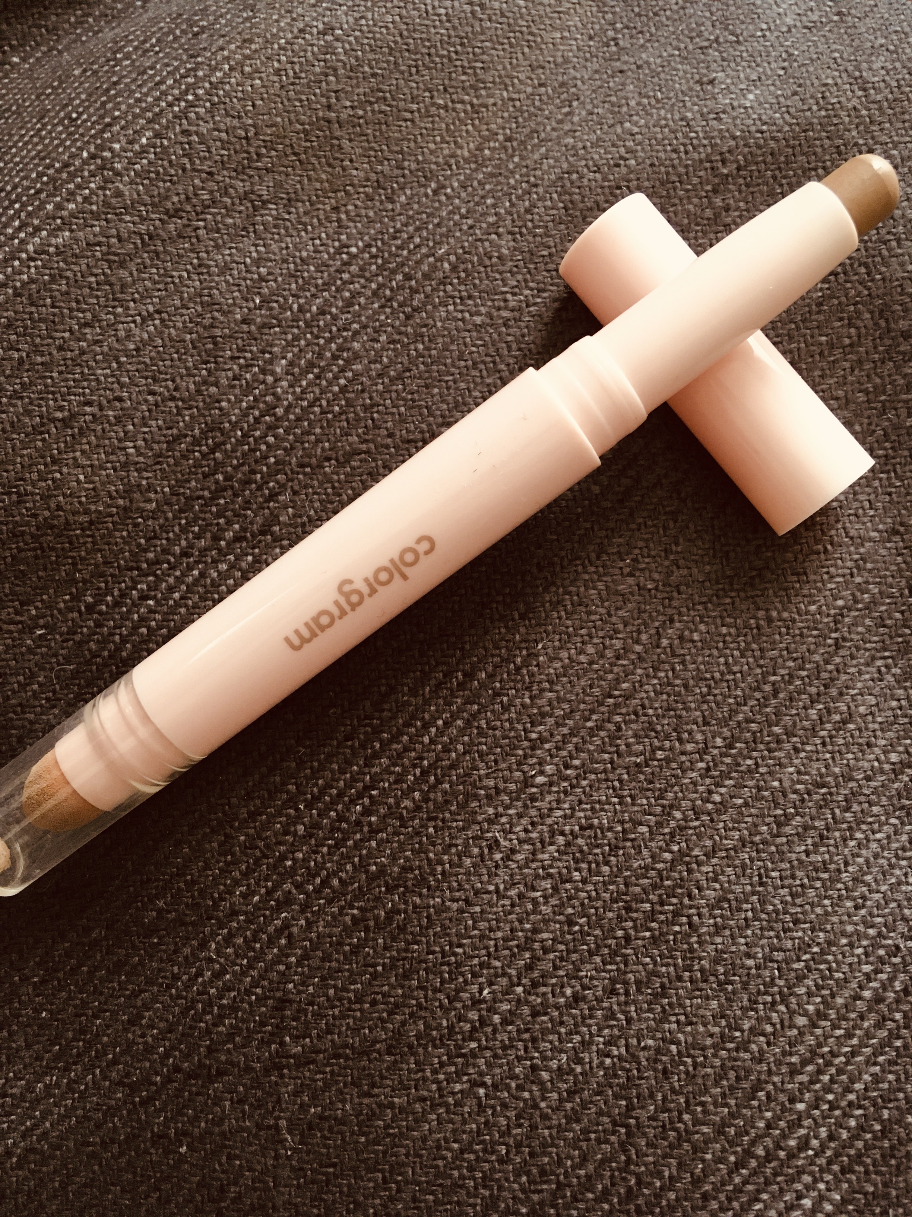 立体創造シェーディングスティック 02　COOL　TONE/Colorgram/シェーディングを使ったクチコミ（1枚目）