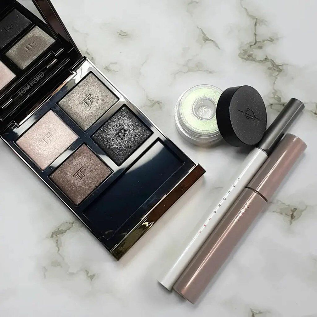 スターリットダイアモンドパウダー/MAKE UP FOR EVER/単色アイシャドウを使ったクチコミ（1枚目）