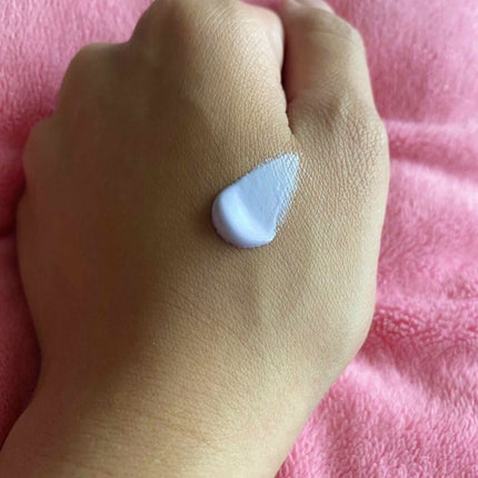 パラソーラ ネオイルミスキン UV エッセンス LV 【ネオイルミ ラベンダー】/パラソーラ/日焼け止め・UVケアを使ったクチコミ(2枚目)