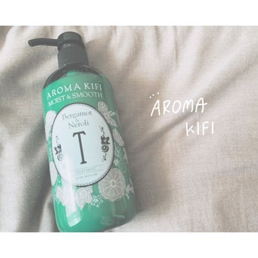 AROMAKIFI
モイスト&スムース　トリートメント
⁡
⁡
〈　商品説明　〉
⁡
うねり・まとまりのなさといった髪の変化に気づき始めた方に向けたトリートメント。
⁡
ブドウ由来のエイジングケア成分が