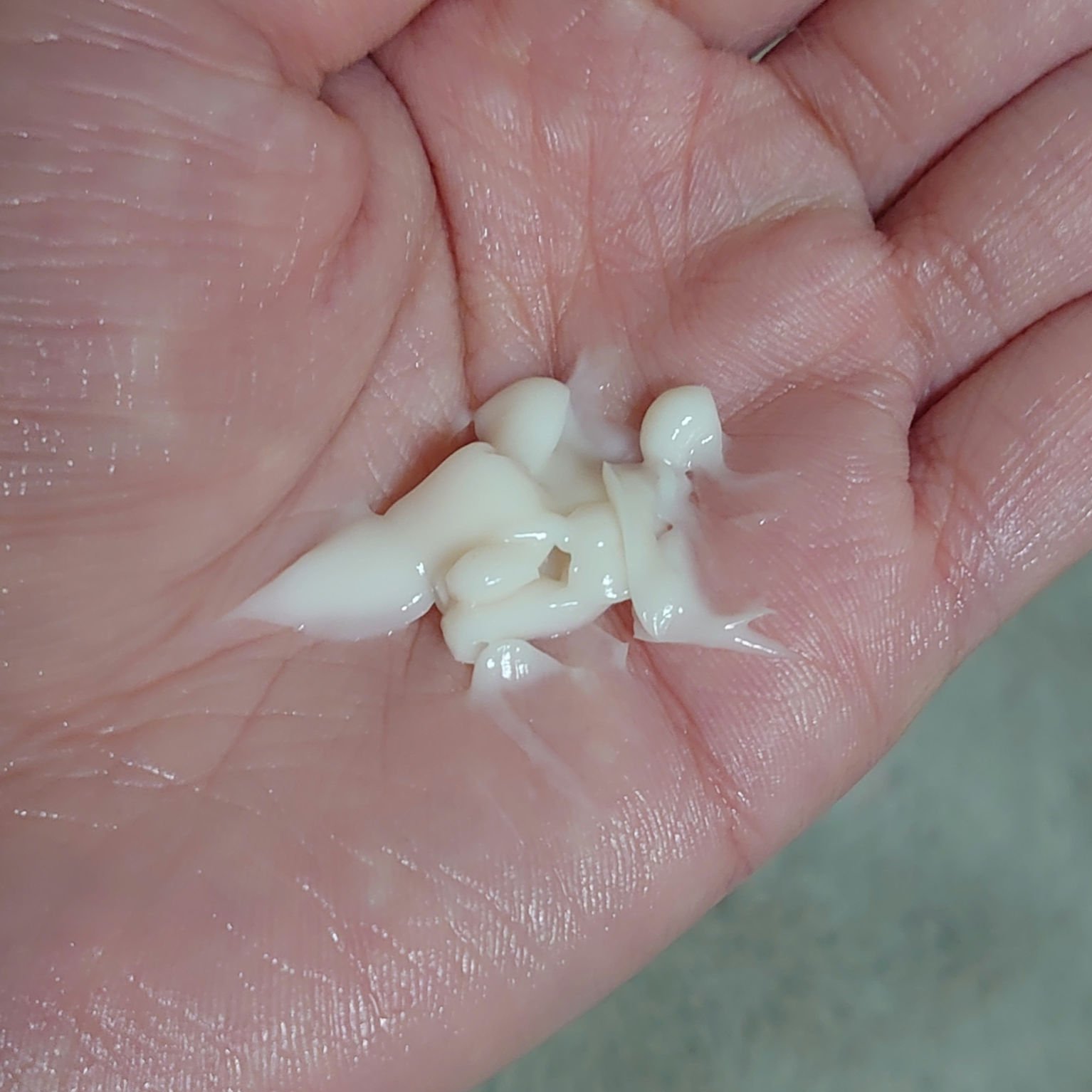 ロイヤルブラックスネイルクリーム/Dr.G/フェイスクリームを使ったクチコミ（2枚目）