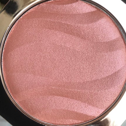 DEAR DAHLIA ブルーミング エディション ペタル ブラッシャーのクチコミ「これは可愛い✨
ブルーミングエディション3
ルミナスガーデンコレクション
✔︎DEAR .....」(3枚目)