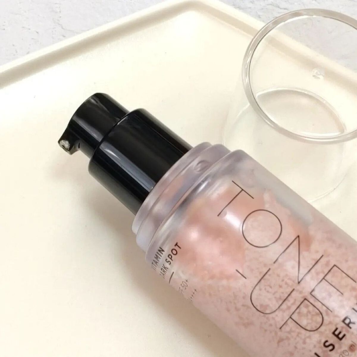 ビタミントーンアップサンセラム/VELY VELY/日焼け止めローションを使ったクチコミ（2枚目）