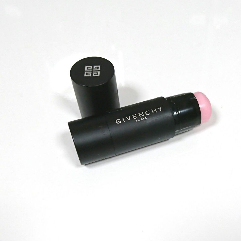 マット&ブラー・タッチ/GIVENCHY/化粧下地を使ったクチコミ（2枚目）