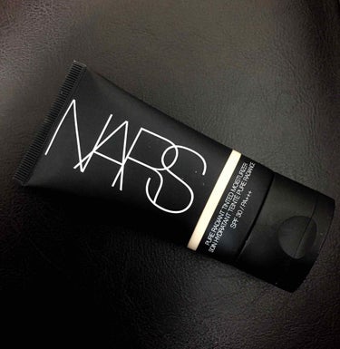 ピュアラディアント ティンティッドモイスチャライザー SPF30 PA+++/NARS/化粧下地を使ったクチコミ（1枚目）