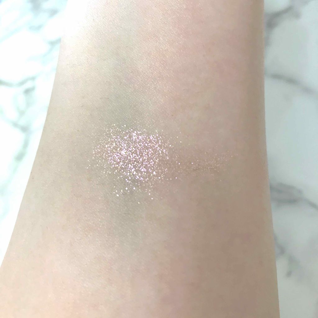 ダズルシャドウ/M・A・C/単色アイシャドウを使ったクチコミ（3枚目）