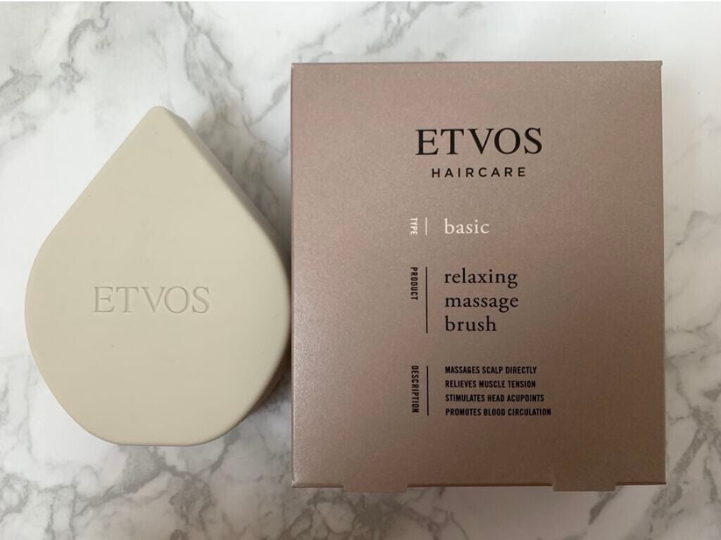yomogi on LIPS 「頭皮ケア♡エトヴォスリラクシングマッサージブラシ歳を重ねるにつ..」(1枚目)