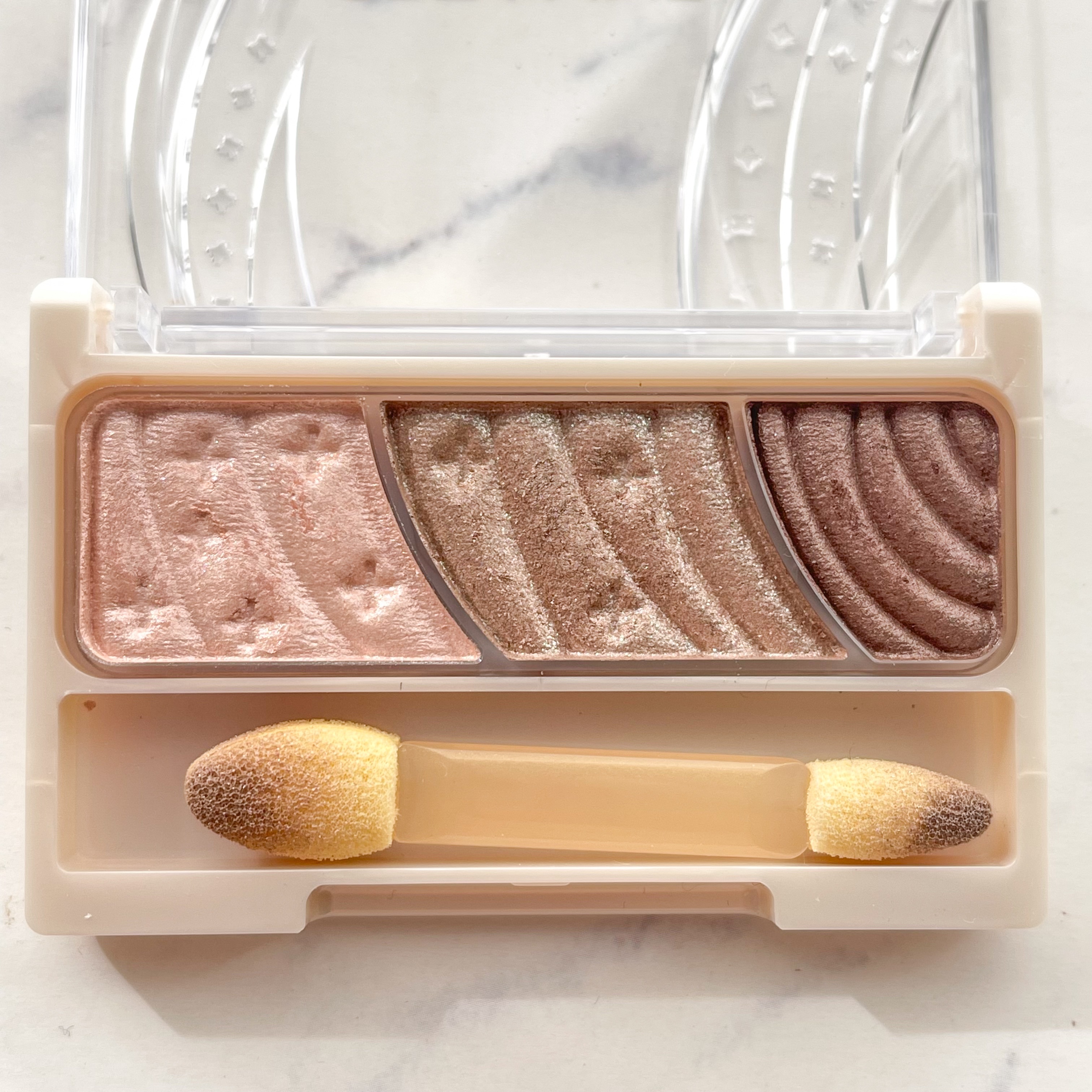 トーンアップアイシャドウ 11 トープブラウン/CEZANNE/アイシャドウパレットを使ったクチコミ（2枚目）