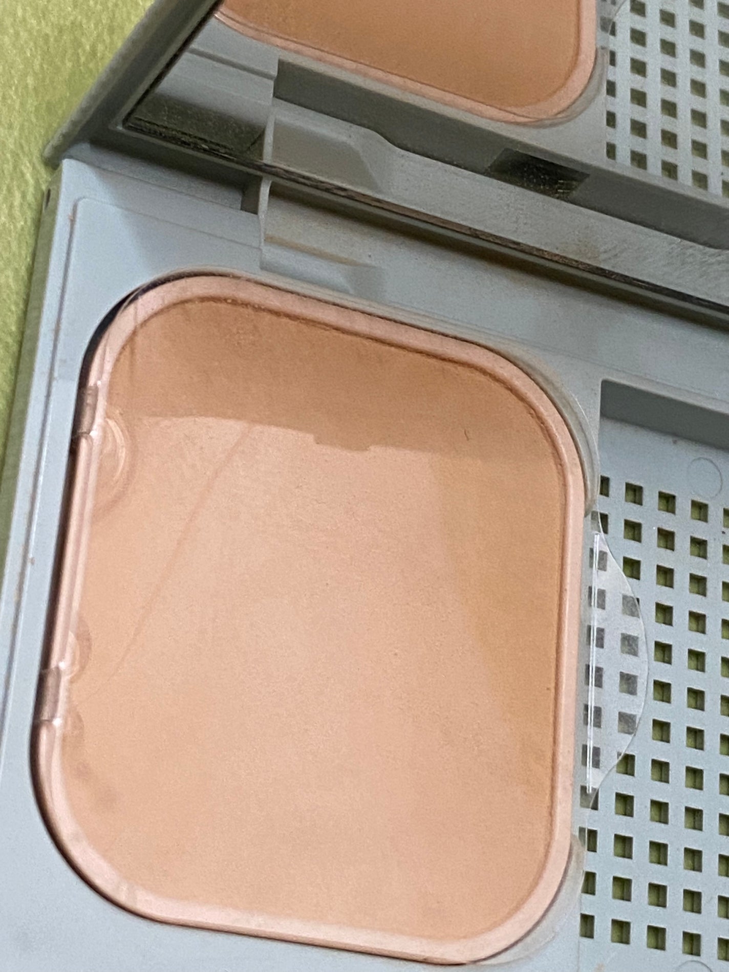 エアリーステイ パウダーファンデーション/FASIO/パウダーファンデーションを使ったクチコミ(2枚目)