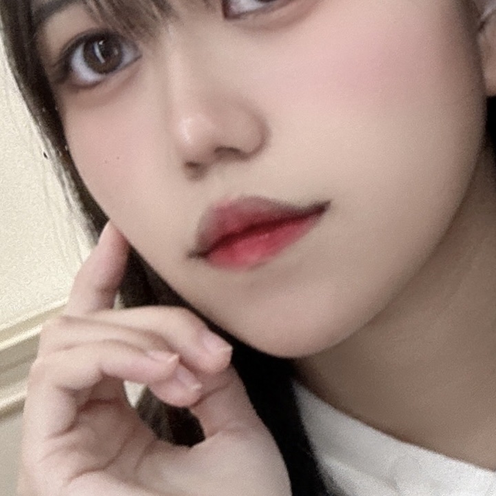 スーパーマットリップ＆チークマッド/INTO U/口紅を使ったクチコミ（1枚目）