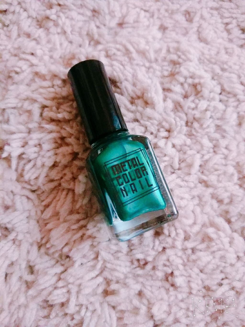 メタルカラーネイル/DAISO/マニキュアを使ったクチコミ（2枚目）