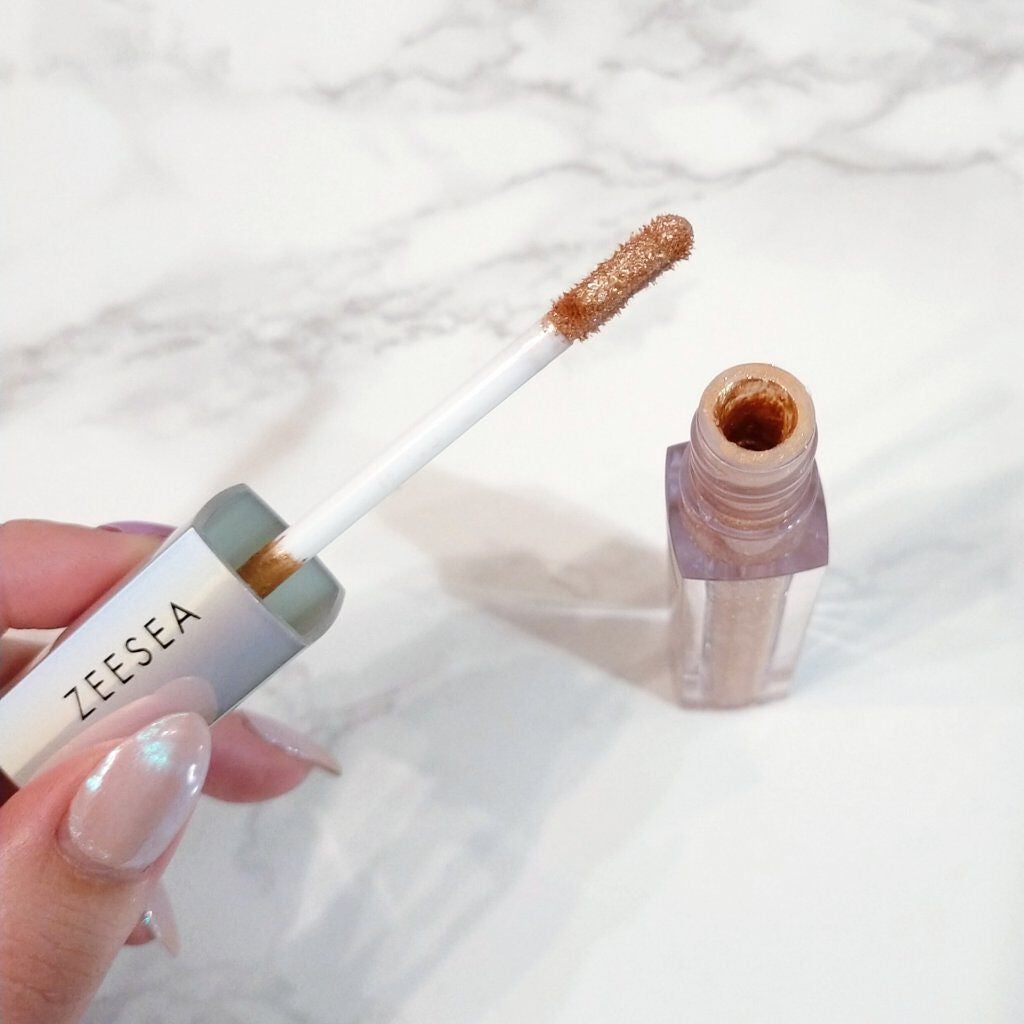 ダイヤモンドシリーズ 星空リキッドアイシャドウ/ZEESEA/リキッドアイシャドウを使ったクチコミ(2枚目)