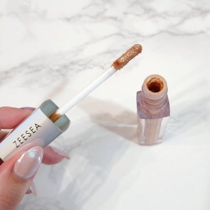 ダイヤモンドシリーズ 星空リキッドアイシャドウ/ZEESEA/リキッドアイシャドウを使ったクチコミ(2枚目)