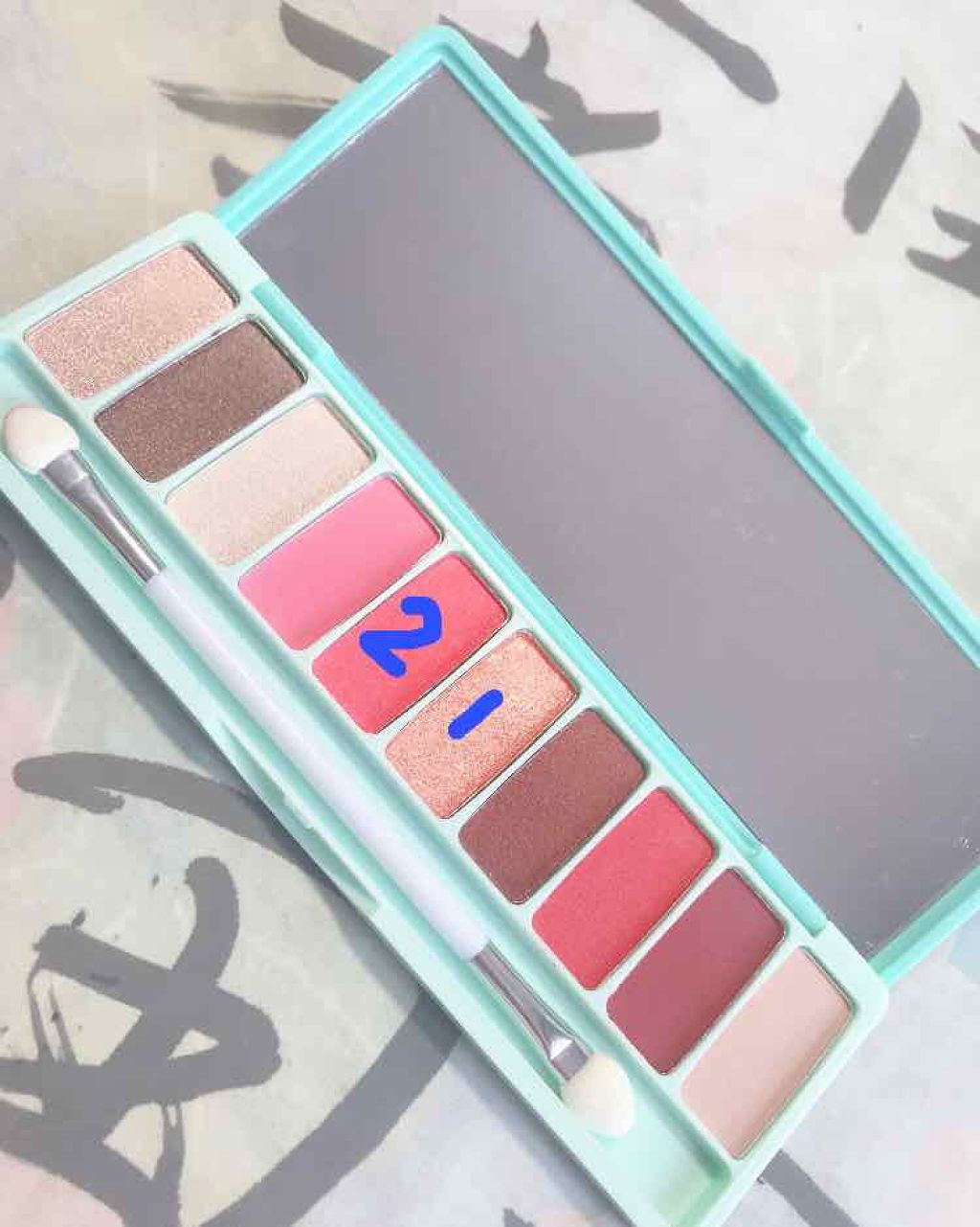 シングルカラーアイシャドウ/CEZANNE/単色アイシャドウを使ったクチコミ（2枚目）