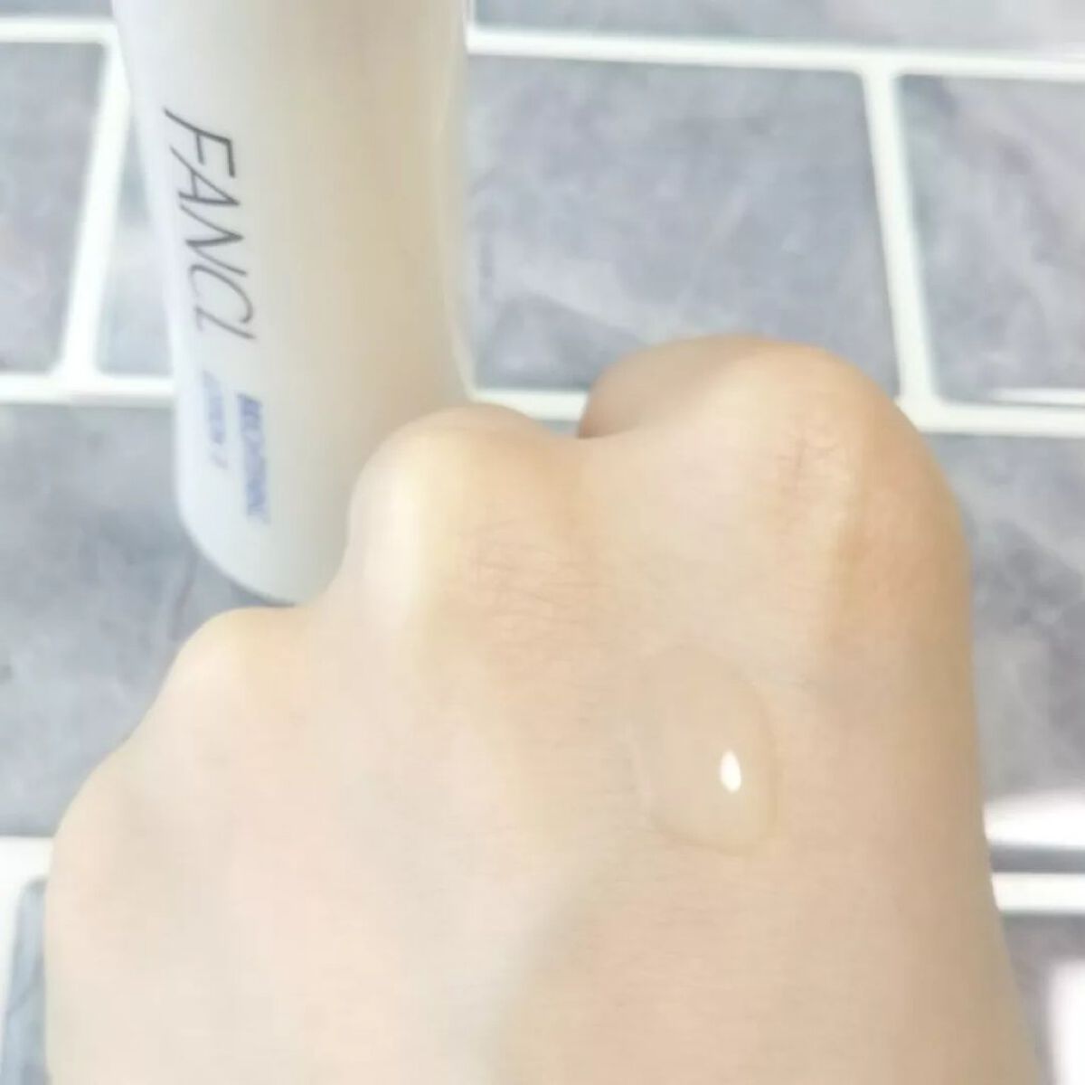 ブライトニング 化粧液 II しっとり<医薬部外品>/ファンケル/化粧水を使ったクチコミ(4枚目)