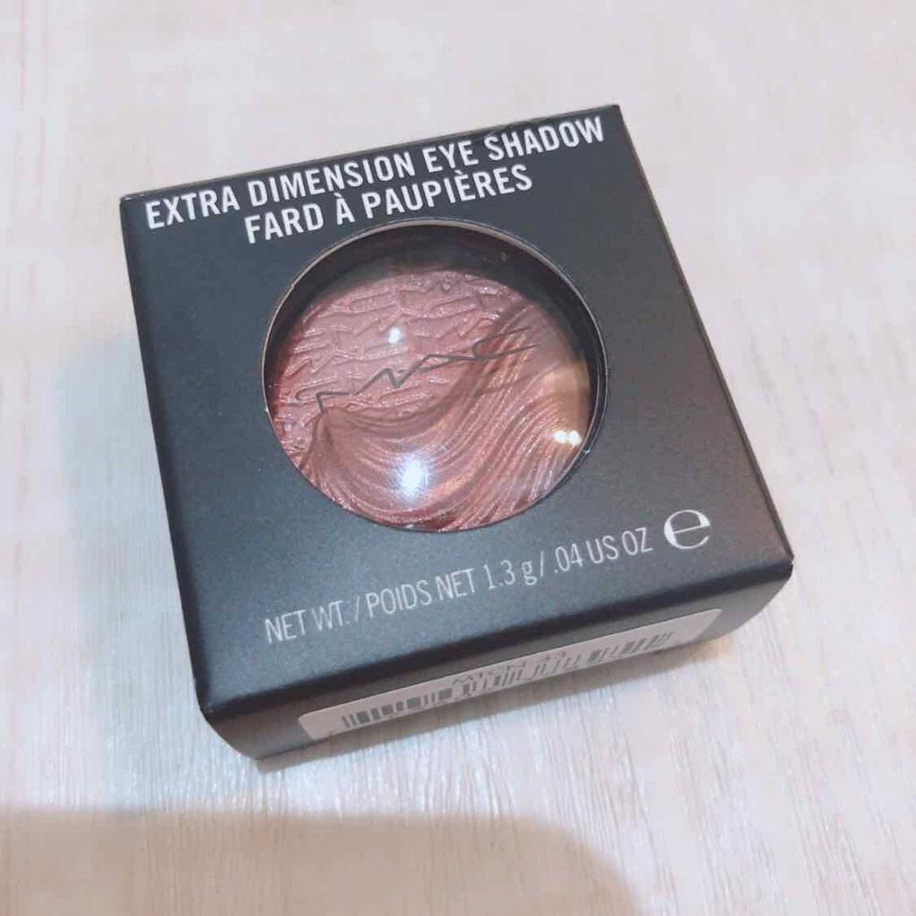 エクストラ ディメンション アイシャドウ アマラス アロイ/M・A・C/単色アイシャドウを使ったクチコミ（2枚目）
